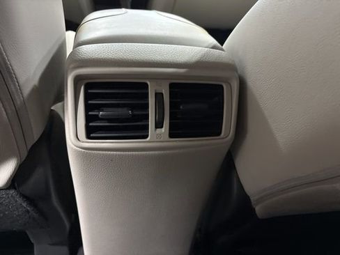 Used 2019 Nissan Rogue Sport SL w/ Premium Package image 15