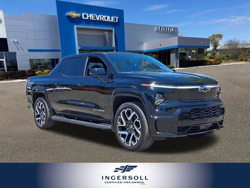 Used 2024 Chevrolet Silverado EV RST AWD/4WD image 1