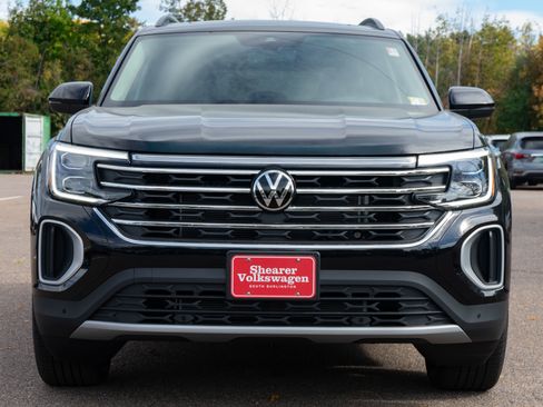 New 2026 Volkswagen Atlas SE image 9