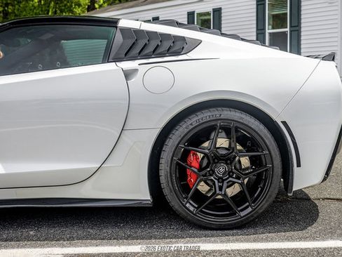 Used 2014 Chevrolet Corvette Stingray Coupe w/ 3LT Preferred Equipment Group RWD image 5