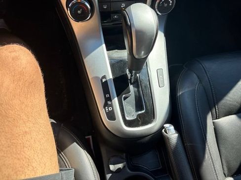 Used 2014 Chevrolet Cruze LT FWD image 17