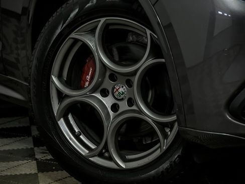 Used 2020 Alfa Romeo Stelvio Sport w/ Quick Order Package 22J Sport image 3