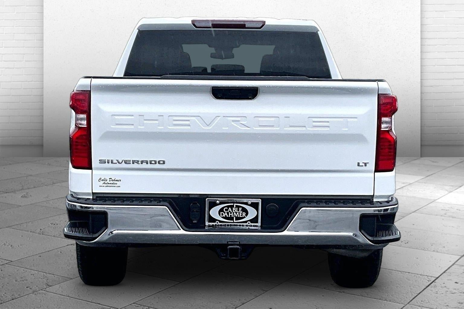 Used 2024 Chevrolet Silverado 1500 LT AWD/4WD image 3