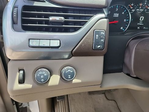 Certified 2020 Chevrolet Suburban Premier AWD/4WD image 14
