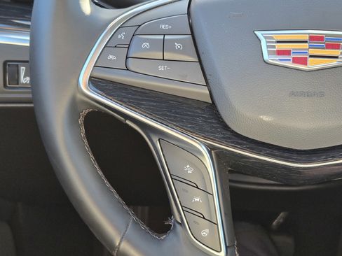 Certified 2025 Cadillac XT5 Premium Luxury image 26