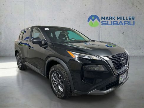Used 2023 Nissan Rogue S AWD/4WD image 1