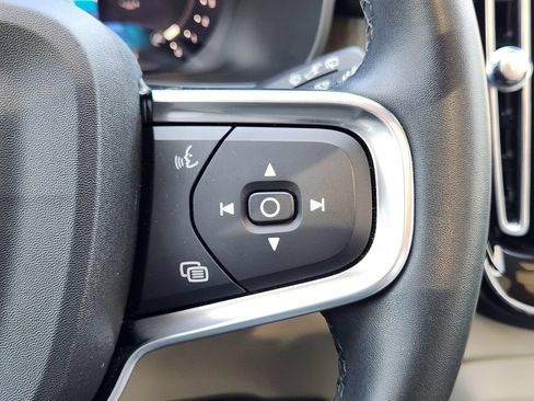 Used 2023 Volvo XC40 B5 Ultimate w/ Protection Package Premier AWD/4WD image 29