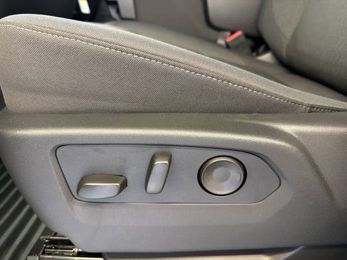 New 2026 GMC Sierra 1500 Elevation image 16