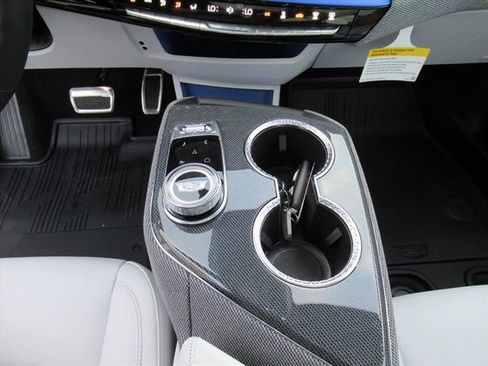 New 2026 Cadillac Optiq Luxury 1 RWD image 21
