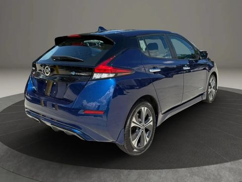 Used 2018 Nissan Leaf SV FWD image 5