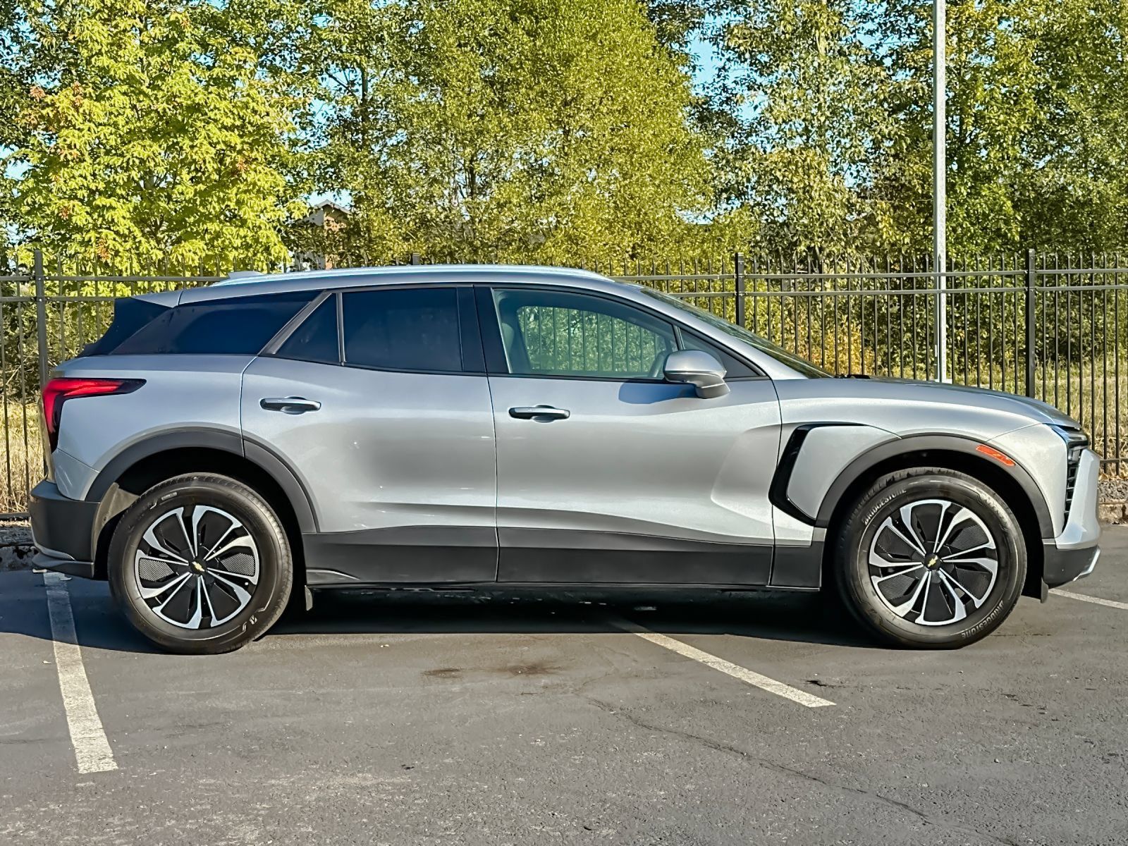 Used 2024 Chevrolet Blazer EV LT AWD/4WD image 2