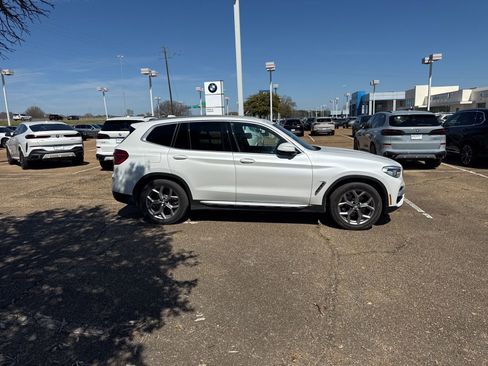 Used 2021 BMW X3 sDrive30i w/ Premium Package image 4