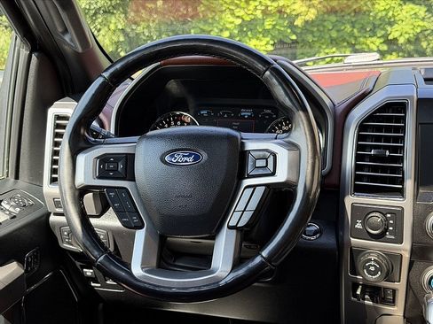 Used 2020 Ford F150 Platinum w/ Technology Package AWD/4WD image 12