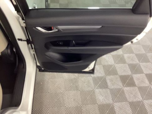 Used 2023 MAZDA CX-5 AWD 2.5 S w/ Select Package image 13