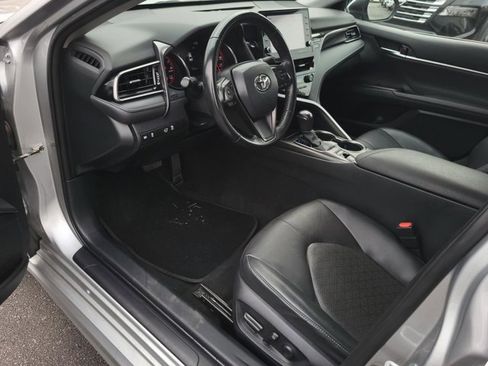 Used 2023 Toyota Camry XSE image 11