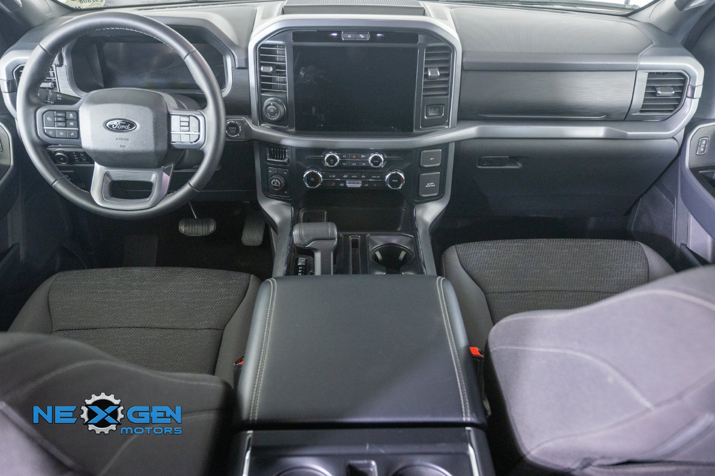 Used 2025 Ford F150 XLT w/ Equipment Group 302A MID AWD/4WD image 3