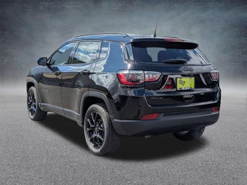 New 2026 Jeep Compass Latitude w/ Sun and Sound Group AWD/4WD image 7