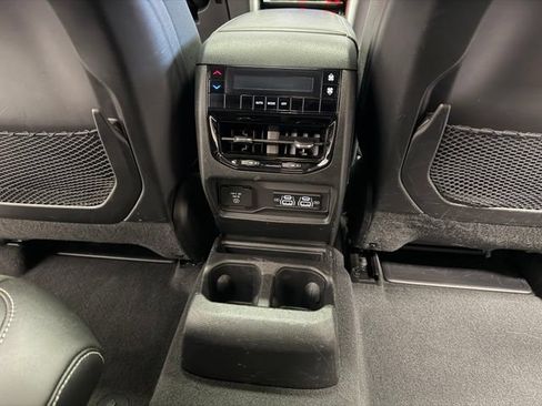 Used 2023 Jeep Grand Cherokee L Laredo AWD/4WD image 34