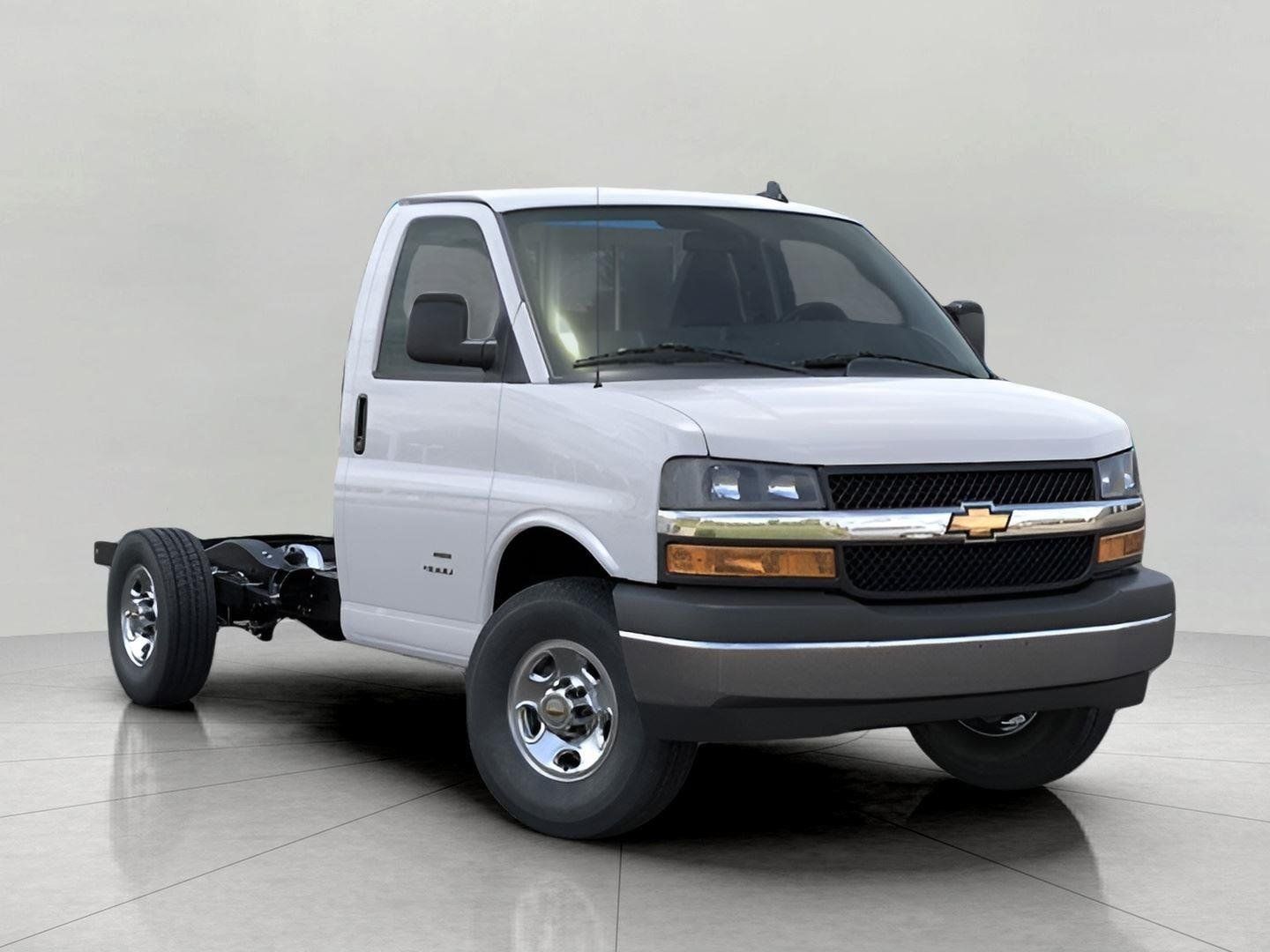 New 2026 Chevrolet Express 3500 w/ Power Convenience Package RWD image 9