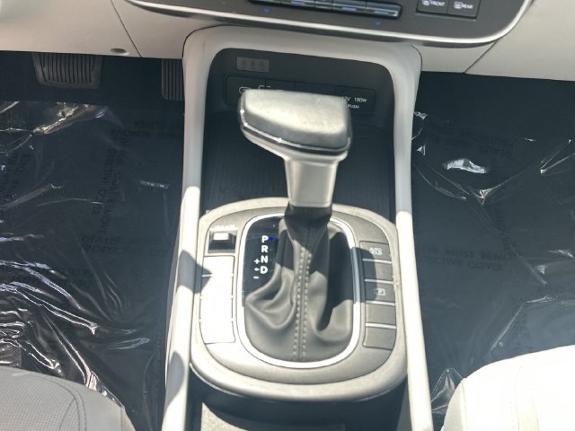 Certified 2025 Hyundai Kona SEL FWD image 19