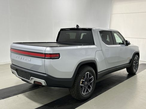 Used 2022 Rivian R1T Launch Edition image 5