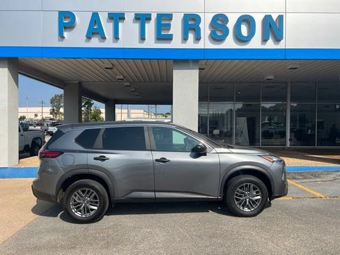 Used 2024 Nissan Rogue S AWD/4WD image 1