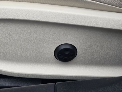 Used 2025 Mercedes-Benz CLA 250 CLA 250 image 38