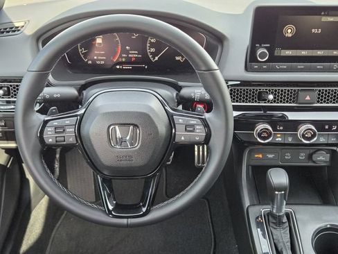 Used 2025 Honda Civic Sport image 25
