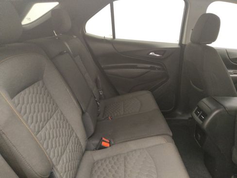 Used 2018 Chevrolet Equinox LT FWD image 19