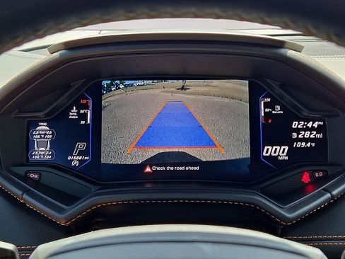Used 2021 Lamborghini Huracan EVO RWD image 30
