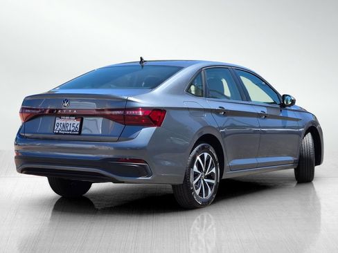 Used 2025 Volkswagen Jetta S FWD image 5