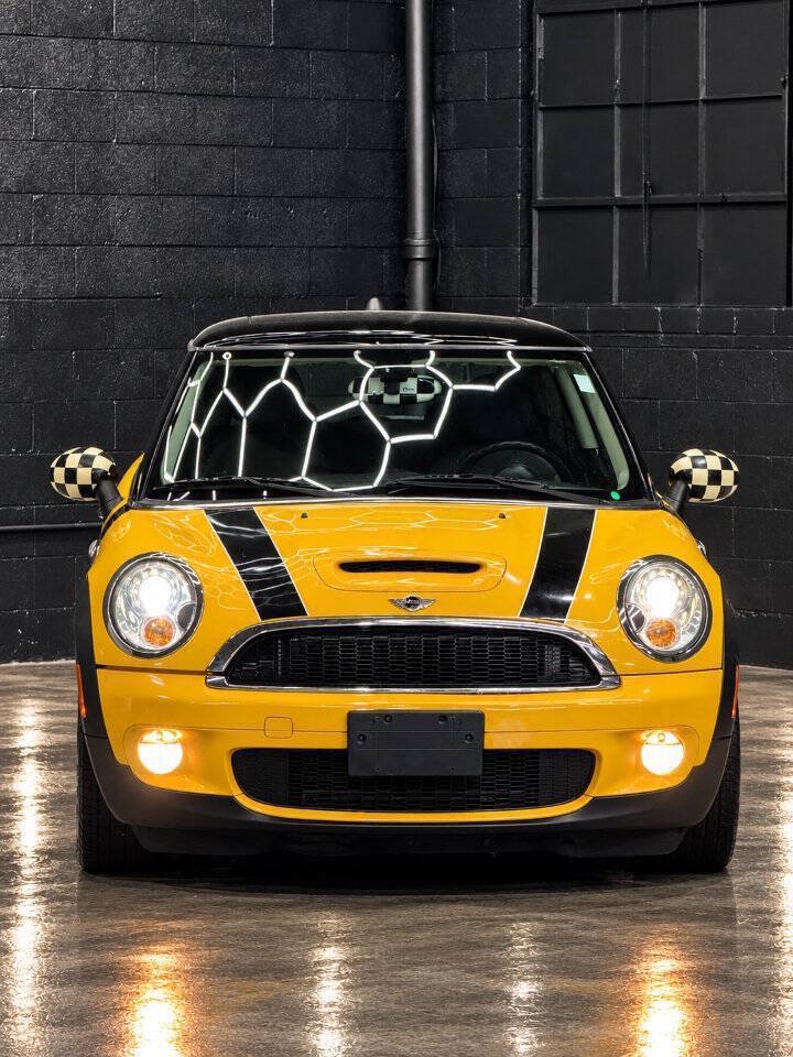 Used 2008 MINI Cooper S w/ Convenience Pkg FWD image 2