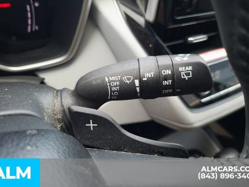 Used 2025 Toyota Corolla XSE FWD image 31