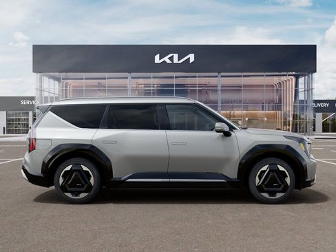 New 2026 Kia EV9 Land image 7