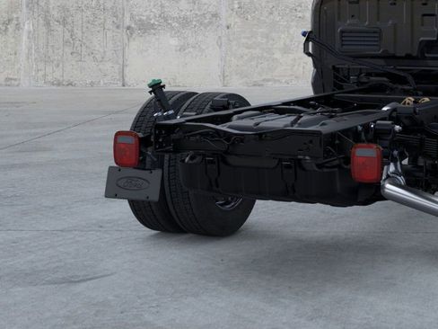 New 2026 Ford F450 Lariat image 22