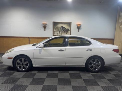 Used 2005 Lexus ES 330 image 2