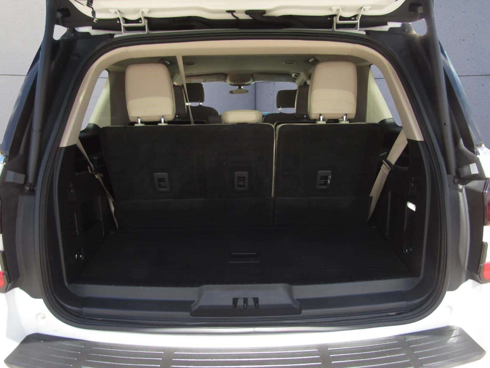 Used 2022 Ford Expedition XLT AWD/4WD image 13