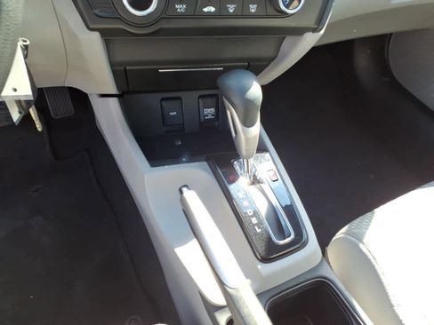 Used 2015 Honda Civic LX image 9