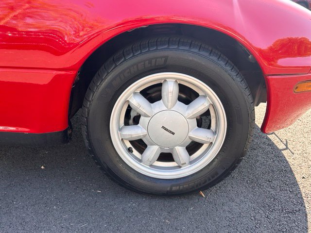 Used 1990 MAZDA MX-5 Miata RWD image 13