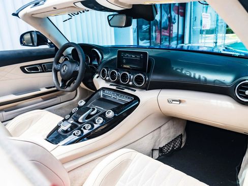 Used 2018 Mercedes-Benz AMG GT C image 19