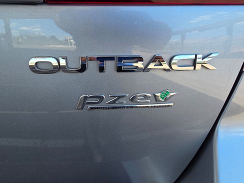 Used 2012 Subaru Outback 2.5i Premium AWD/4WD image 23