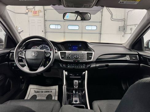 Used 2017 Honda Accord LX image 18