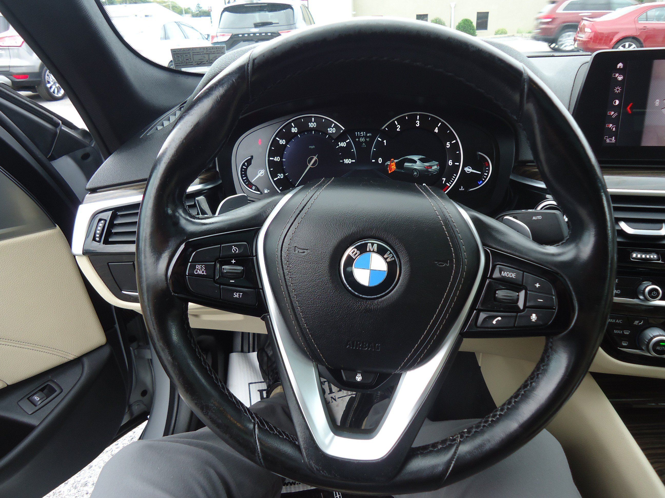 Used 2019 BMW 540i RWD image 12