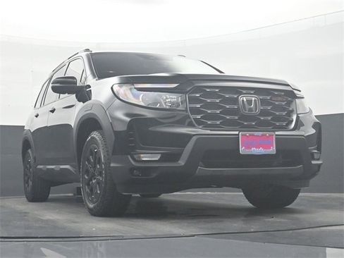 Used 2022 Honda Passport TrailSport image 27