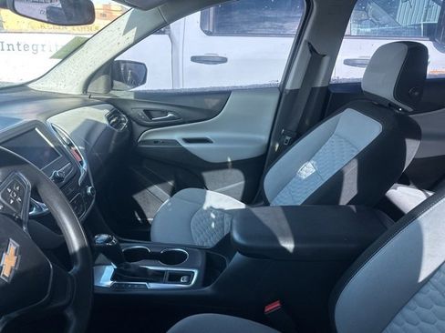 Used 2020 Chevrolet Equinox LS image 11