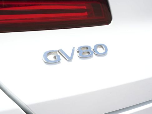 Used 2022 Genesis GV80 2.5T w/ Prestige Package 04 AWD/4WD image 18