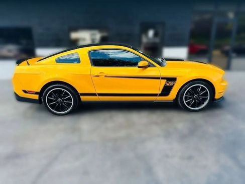 Used 2012 Ford Mustang Boss 302 w/ Boss 302 Accessory Pkg image 7