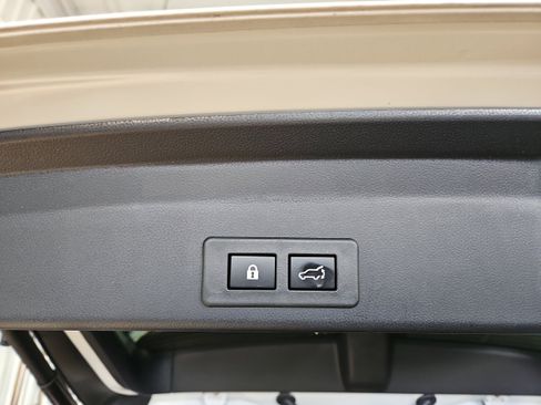 Certified 2023 Subaru Ascent Touring image 16