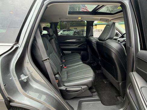 Used 2022 INFINITI QX60 Luxe w/ Cargo Package FWD image 18