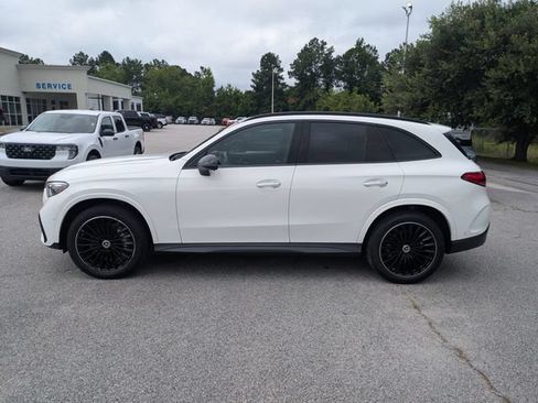 Used 2023 Mercedes-Benz GLC 300 image 6